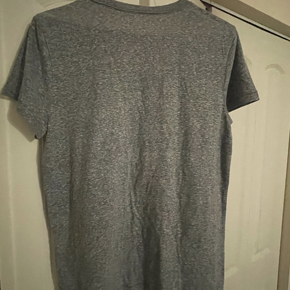 Universal Thread Promoted to Aunt T-Shirt - Picture 2 of 4